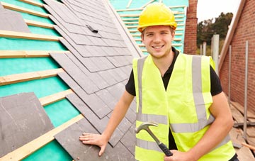 find trusted Auchinderran roofers in Moray